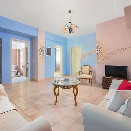 Apartment Art Center